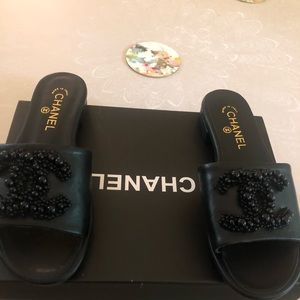 Chanel beaded sandals sz 39 but fit like a 38